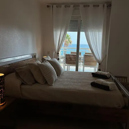 Cozy Ocean Views Jávea