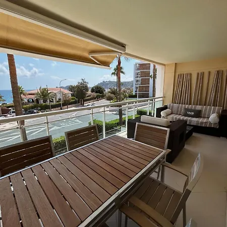 Cozy Ocean Views